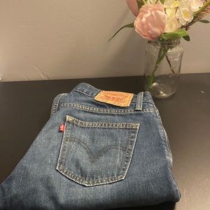 Levi’s orange tab